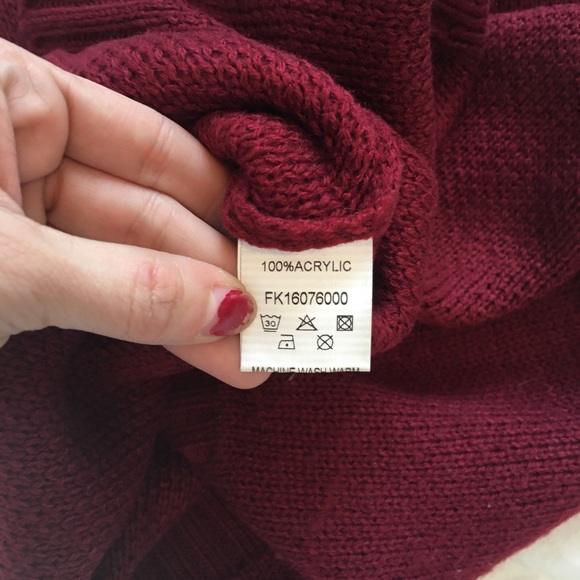 Reborn womens Icelandic style sweater red XL small fit. 3/4 sleeve 2/50💕 - Picture 5 of 6